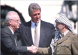 Mit Jasir Arafat und Bill Clinton