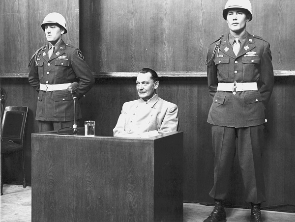 Im Herzen des Weltfeindes