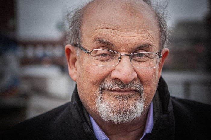 Angriff auf Rushdie ist Resultat der Mordaufrufe des iranischen Regimes
