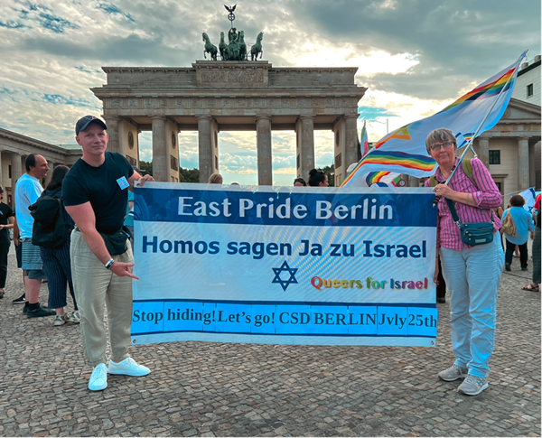 EAST PRIDE BERLIN – Fussgruppe auf dem CSD Berlin